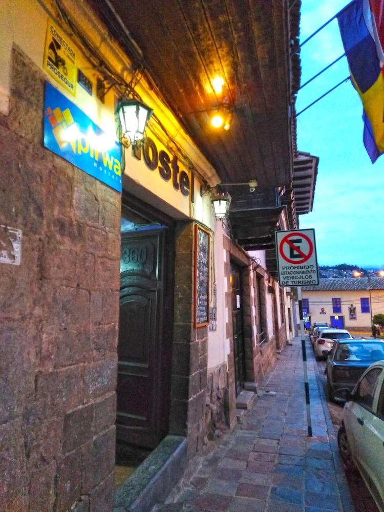 Pirwa Backpackers Colonial Cusco Exterior foto